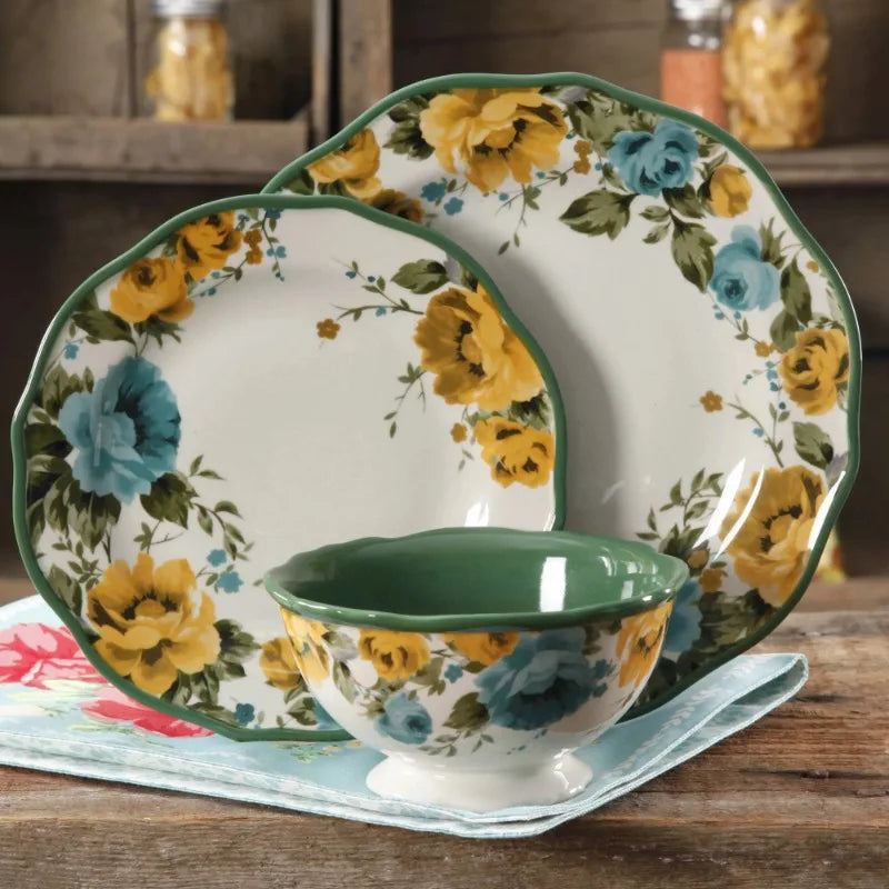 Dinnerware Set