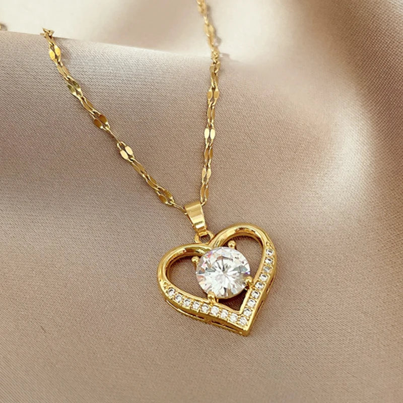 Artificial Gems Heart Pendant Necklace for wome