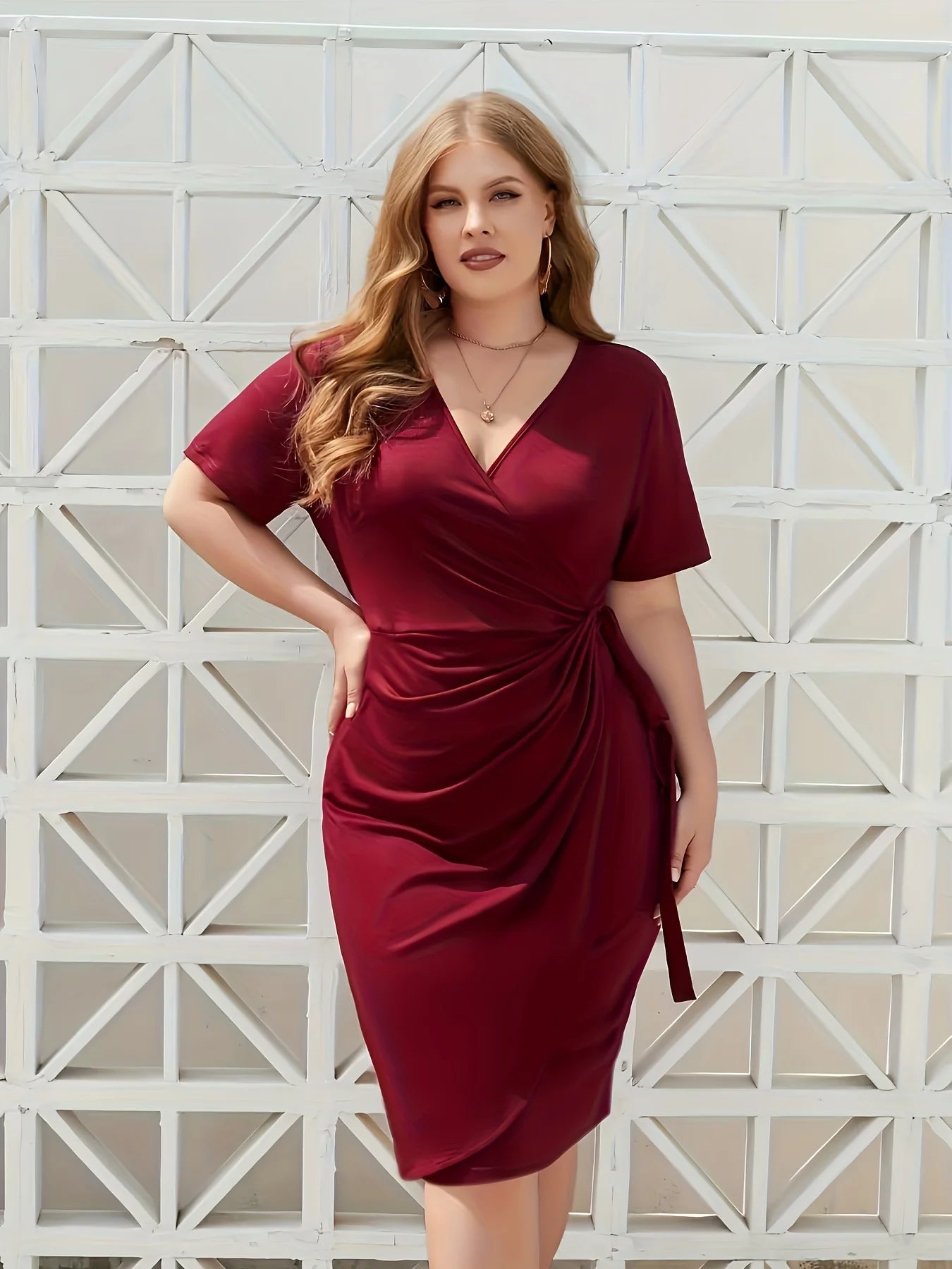 V-neck Plus size midi dress