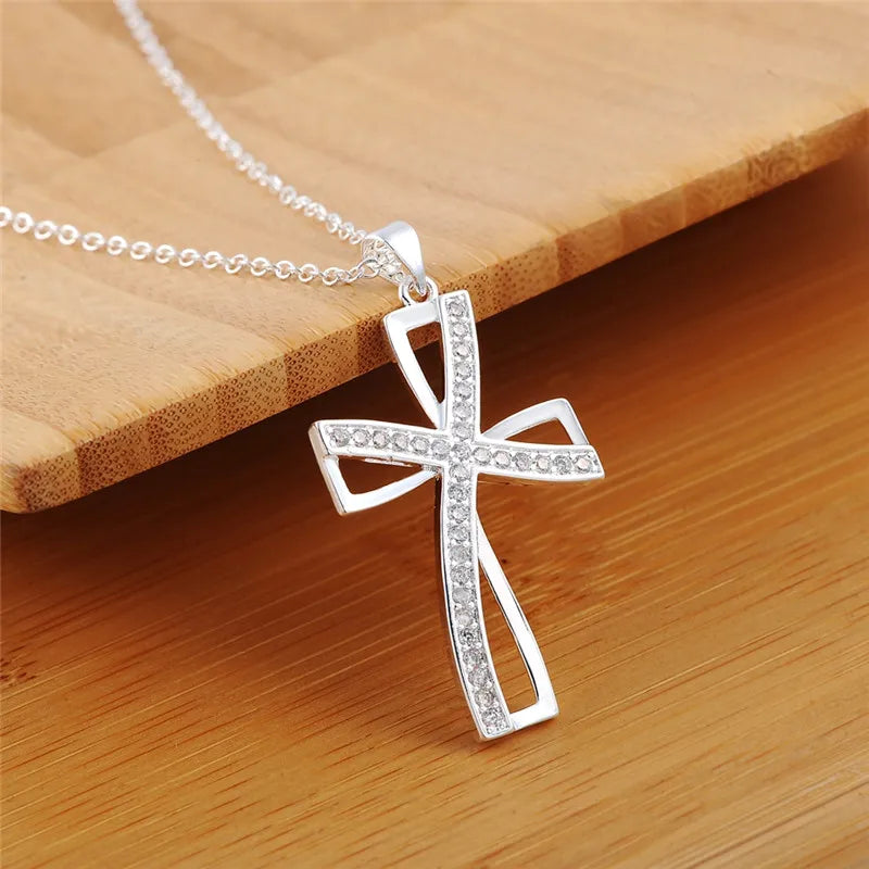 Elegant cross pendant Necklace For Women