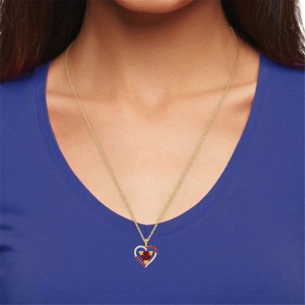 Romantic Heart Shaped Rose Pendant Necklace